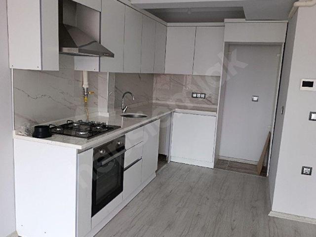 KİRALIK Giresun teyyaredüzü 1+1 balkonlu,market,dolmuş,okul,askeriye,gar,hastahane,yürüme mesafesi