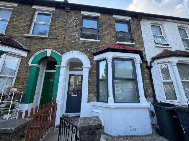 Kimberley Road, Upper Edmonton, London, N18 2DW, United Kingdom | 4 bed townhouse for rent #123517927 | Rentberry
