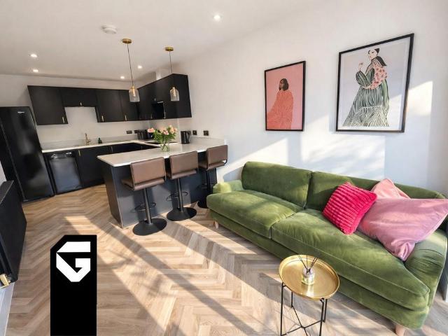 Kimberley Road, BS16 5 bed terraced house to rent £3,700 pcm £854 pw