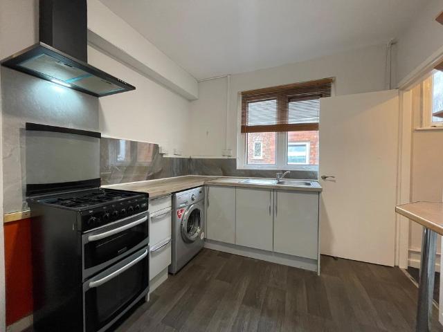 Kimberley Road, Leicester LE2 2 bed flat to rent £885 pcm £204 pw