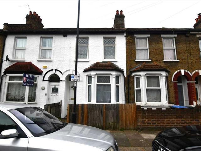 Kimberley Road, London 3 bed house to rent £2,050 pcm £473 pw