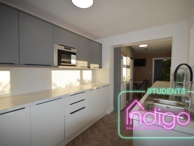 Kimberley Road, Newcastle ST5, 5 bed property to rent, £2,670 pcm | PrimeLocation