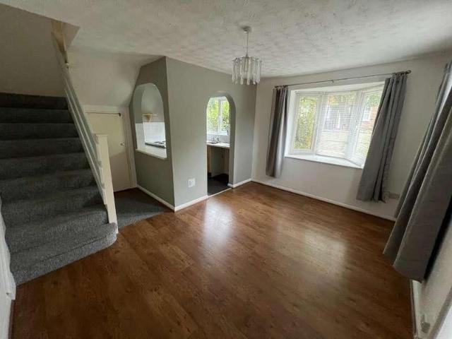 Kimbolton Close, Freshbrook, SN5