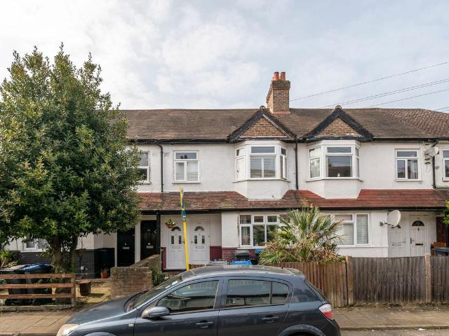 Kimble Road, Colliers Wood, London SW19, 2 bed maisonette to rent, £3,600 pcm | PrimeLocation