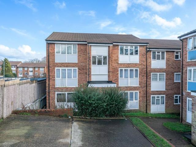 Kimpton Close, Hemel Hempstead, HP2 1 bed flat to rent £1,150 pcm £265 pw