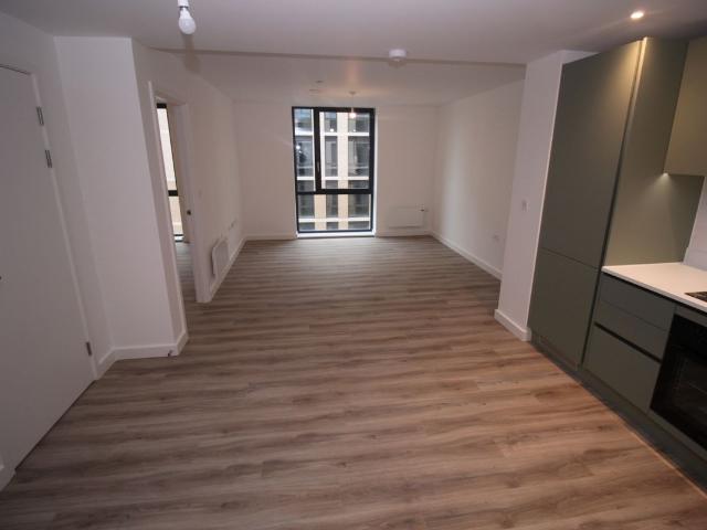 Kimpton Road, Luton, Bedfordshire LU2, 1 bed flat to rent, £1,220 pcm | PrimeLocation