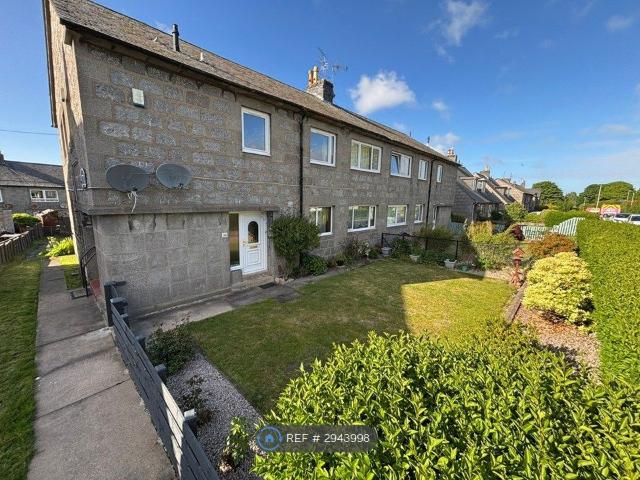 Kincorth Place, Aberdeen AB12, 3 bed flat to rent, £895 pcm | PrimeLocation