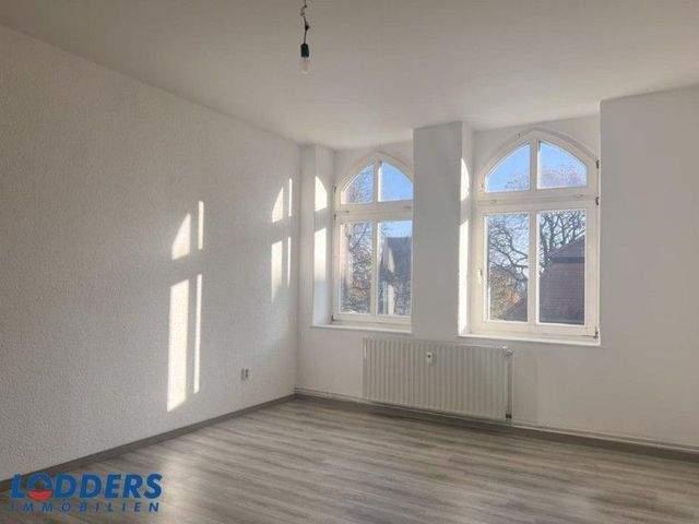 Kinderfreundliches Haus sucht neue Familie 3 Zimmer in Bahnhofsnähe nicht weit vom Zentrum