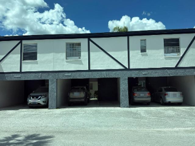 King Arthur Ct Apt 503