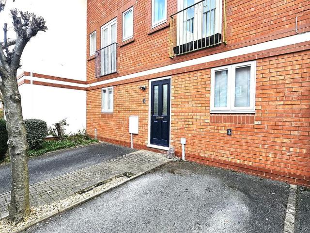 King Edmunds Square, Worcester WR1, 2 bed flat to rent, £900 pcm | PrimeLocation