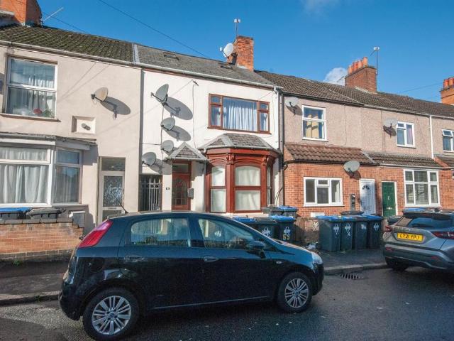 King Edward Road, Rugby, CV21 Studio to rent £550 pcm £127 pw