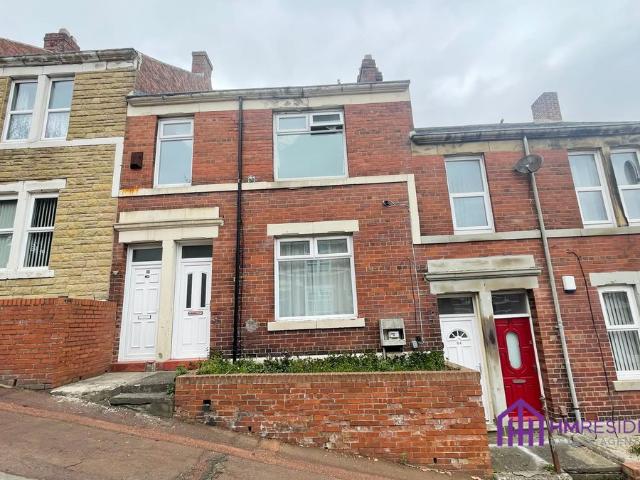 King Edward Street, Felling, Tyne And Wear NE8, 3 bed flat to rent, £795 pcm | PrimeLocation