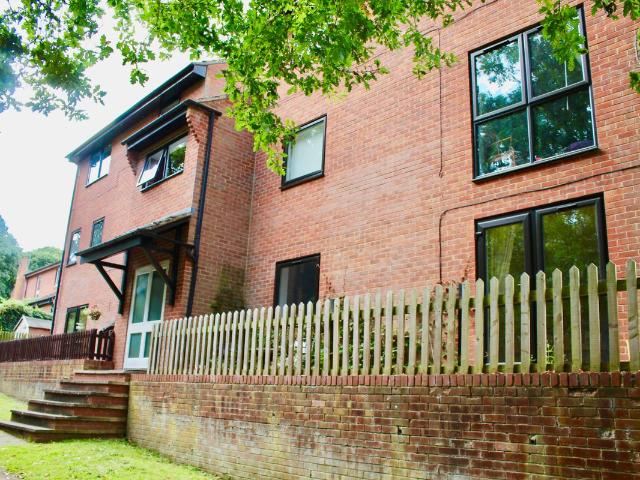 King George Close, Cheltenham GL53, 2 bed flat to rent, £1,100 pcm | PrimeLocation