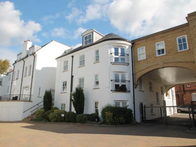 King Henry Mews, Harrow On The Hill HA2, 2 bed flat to rent, £2,000 pcm | PrimeLocation