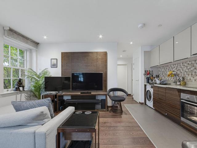 King Henry Terrace, 162 The Highway, Wapping, London E1W, 2 bed flat to rent, £2,500 pcm | PrimeLocation