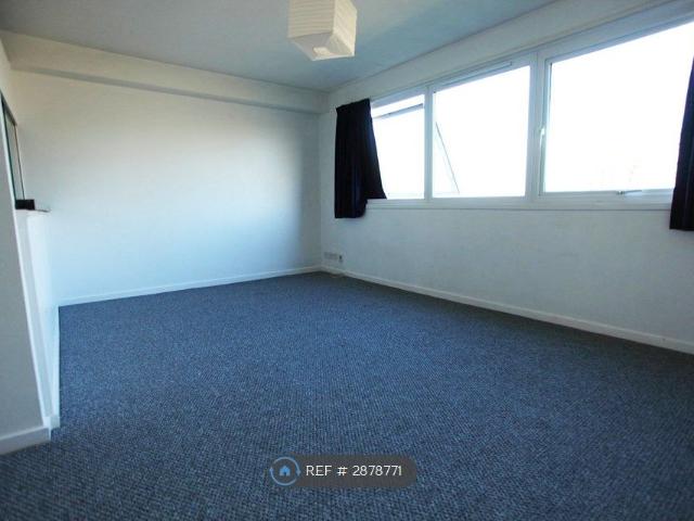 King Henry's Drive, Lewes BN7, 1 bed flat to rent, £1,150 pcm | PrimeLocation