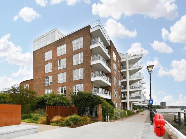 King Henry's Reach, Manbre Road, W6 2 bed flat to rent £3,850 pcm £888 pw