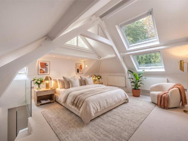 King Henrys Road, Primrose Hill, NW3 3 bed house to rent £12,000 pcm £2,769 pw