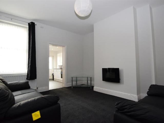 King John Street, Newcastle Upon Tyne 3 bed flat to rent £1,500 pcm £346 pw