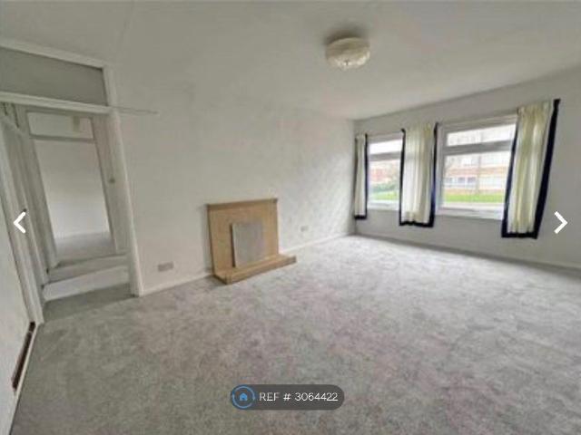 King St, Telford TF4, 3 bed flat to rent, £900 pcm | PrimeLocation