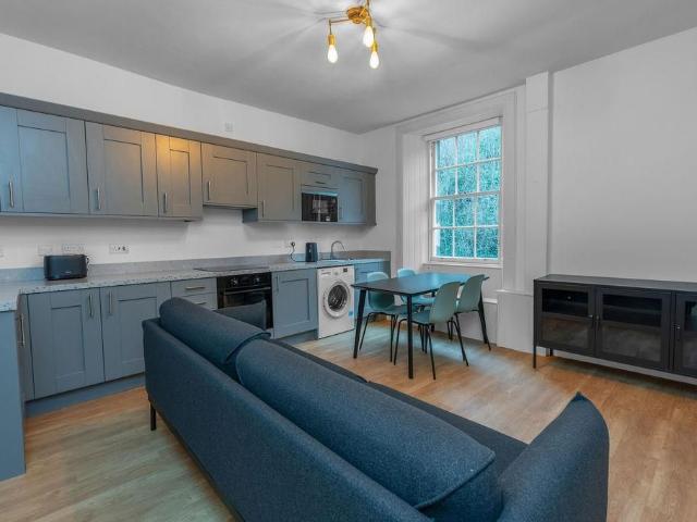 King Stables Road, Edinburgh EH1, 3 bed flat to rent, £2,250 pcm | PrimeLocation