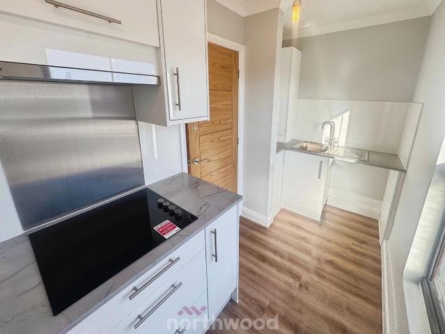 King Street, Thorne, Doncaster DN8, 1 bed flat to rent, £700 pcm | PrimeLocation