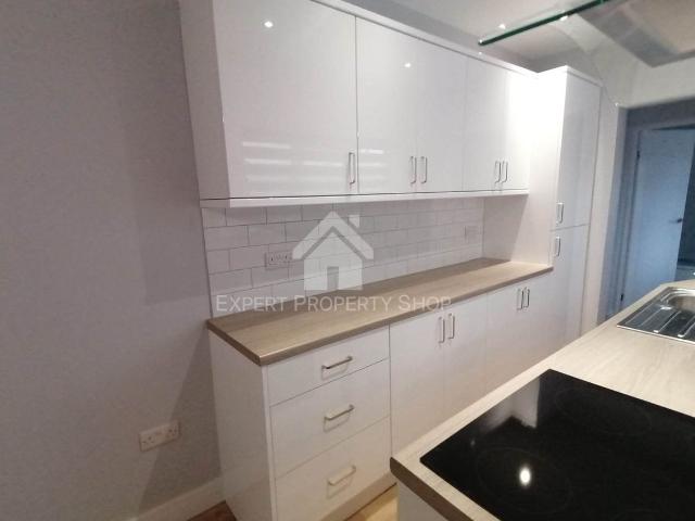 King Street, Worksop, Nottinghamshire S80, 3 bed property to rent, £795 pcm | PrimeLocation