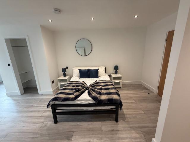 King Street, Wrexham LL11, Studio to rent, £850 pcm | PrimeLocation