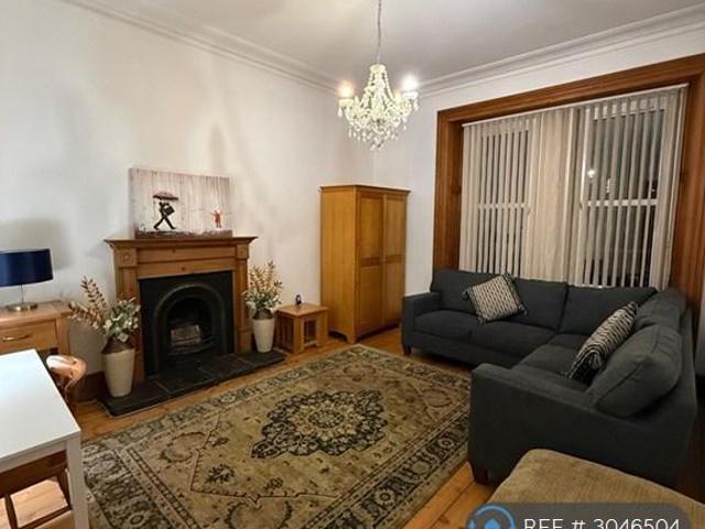 King Street, Aberdeen, AB24 2 bed flat to rent £800 pcm £185 pw