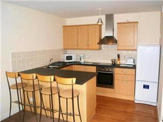 King Street, Aberdeen AB24 2 bed flat to rent £850 pcm £196 pw