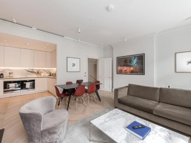 King Street, Covent Garden WC2 2 bed apartment to rent £6,933 pcm £1,600 pw