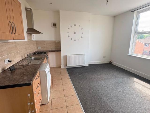 King Street, Egremont CH44, 2 bed flat to rent, £650 pcm | PrimeLocation