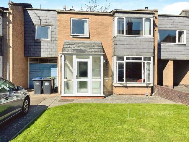King Street, Leamington Spa. 4 bed semi detached house to rent £2,000 pcm £462 pw