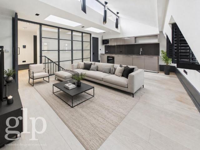 King Street, London, Covent garden, WC2E 2 bed apartment to rent £6,283 pcm £1,450 pw
