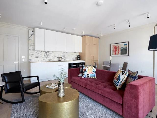 King Street, London WC2E 1 bed serviced apartment to rent £6,067 pcm £1,400 pw