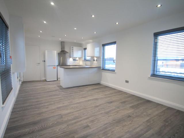 King Street, Luton LU1, 1 bed flat to rent, £1,150 pcm | PrimeLocation