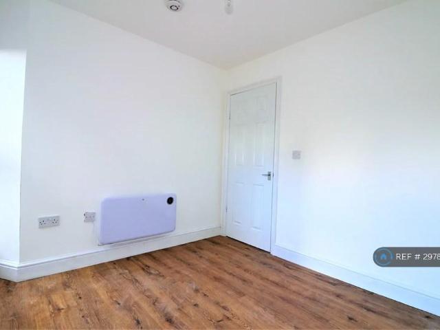 King Street, Luton, LU1 2 bed flat to rent £1,000 pcm £231 pw