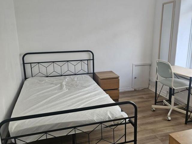 King Street, Pontypridd CF37, 4 bed shared accommodation to rent, £300 pcm | PrimeLocation