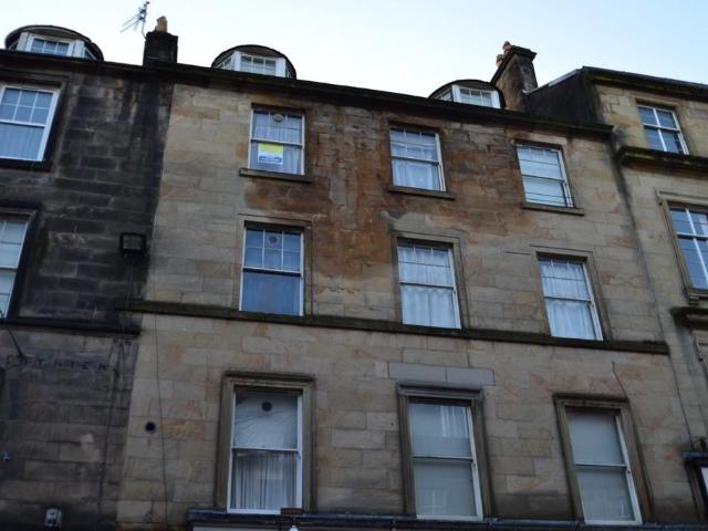 King Street, Stirling FK8 1 bed flat to rent £925 pcm £213 pw