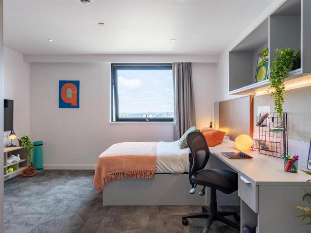 King William Street, Manchester M50 1 bed in a flat share to rent £1,062 pcm £245 pw