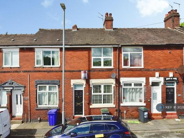 King William Street, Stoke On Trent, ST6 2 bed terraced house to rent £700 pcm £162 pw