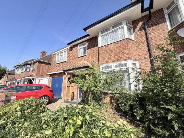 King William Road, Bedford MK42 1 bed in a house share to rent £700 pcm £162 pw