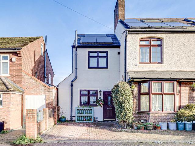 Kingcroft Road, Harpenden, AL5 1 bed end of terrace house to rent £1,150 pcm £265 pw
