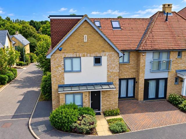 Kingcup Avenue, Leverstock Green, Hemel Hempstead HP2, 4 bed property to rent, £2,500 pcm | PrimeLocation