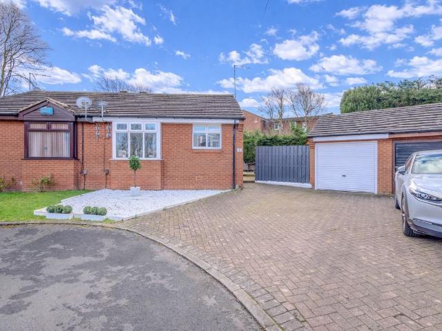 Kingfisher Close, Leeds LS17, 2 bed semi detached bungalow to rent, £1,500 pcm | PrimeLocation