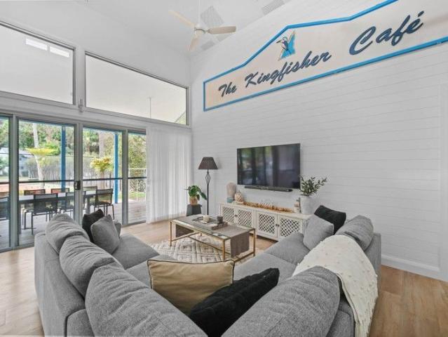 Kingfisher Cottage