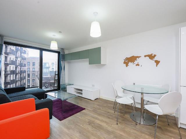Kingfisher Heights E16, 2 bed flat to rent, £2,200 pcm | PrimeLocation