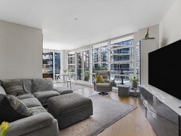 Kingfisher House, Battersea Reach, Juniper Drive, London SW18, 2 bed flat to rent, £3,200 pcm | PrimeLocation