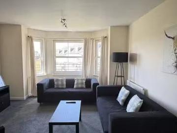 Kingfisher Place