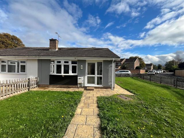 Kingfisher Road, Worle, Weston Super Mare BS22, 2 bed semi detached bungalow to rent, £1,200 pcm | PrimeLocation